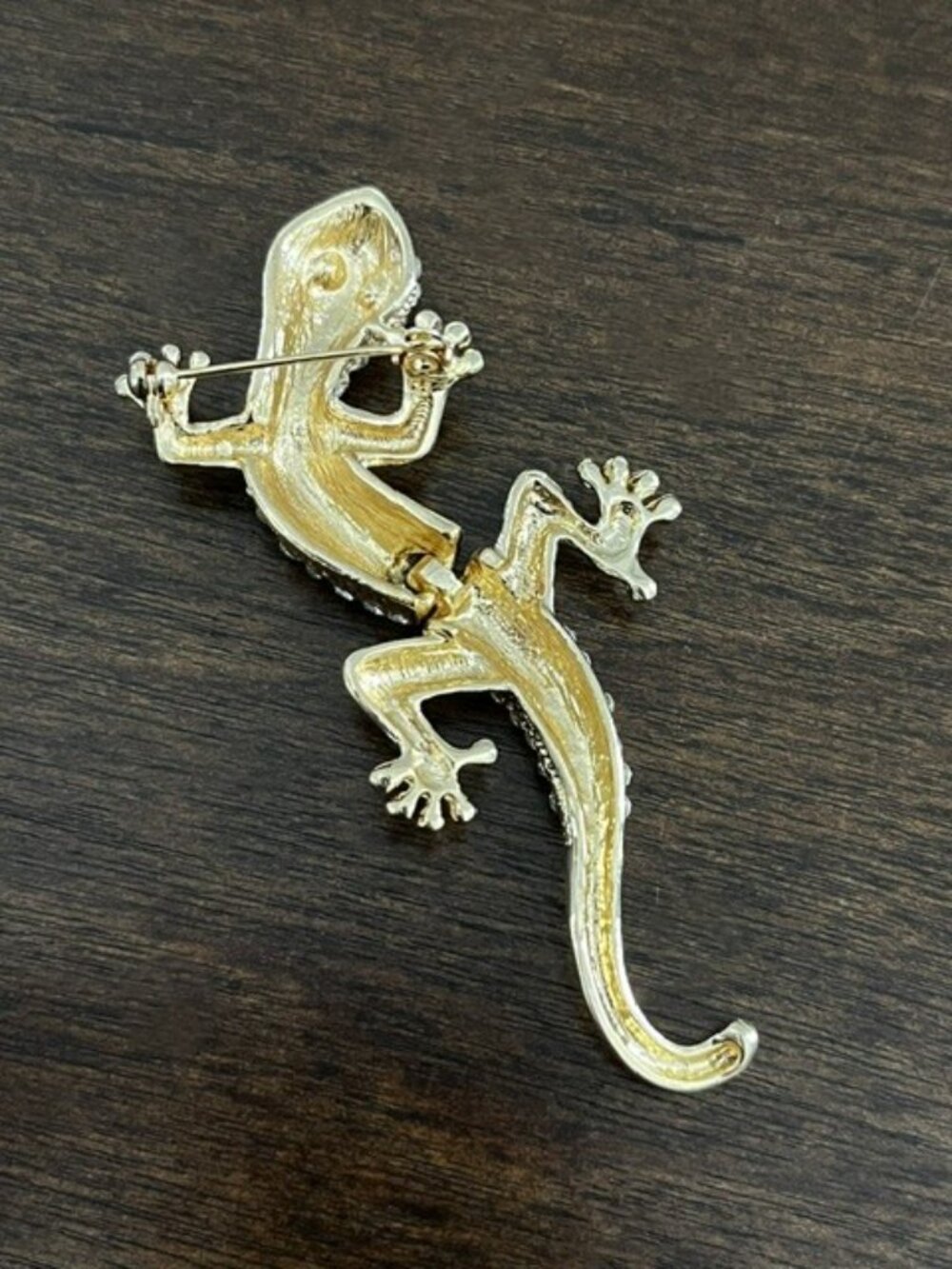 Lizard Brooch Pin Rhinestone Gold Tone Setting - Picture 5 of 5